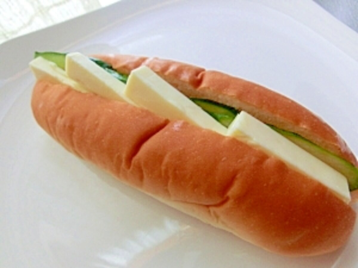 きゅうりとチーズのホットドック レシピ 作り方 By Ma3010 楽天レシピ きゅうりとチーズのホットドック レシピ 作り方 By Ma3010 楽天レシピ